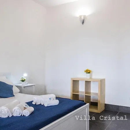Guest house Cristal - *